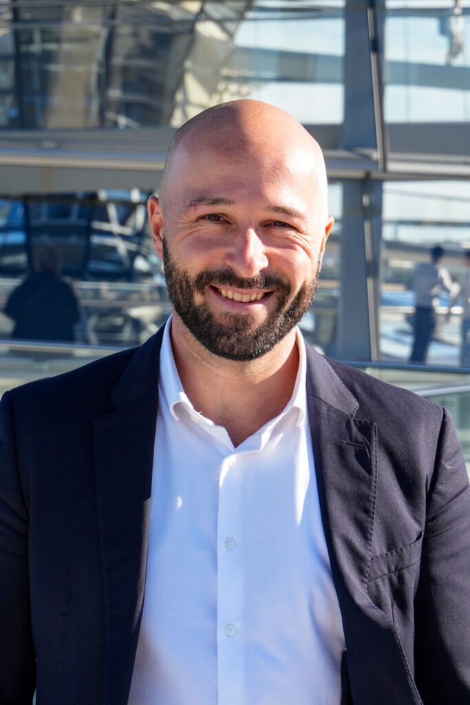 Portrait von Julian Schmidt